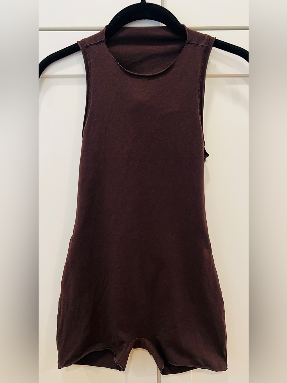 SKIMS RAW EDGE OPEN BACK ONESIE ROMPER, BROWN, SIZE S. - Picture 3 of 13